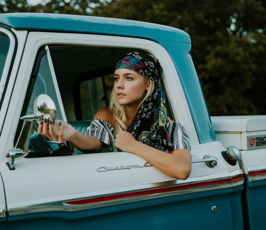 Czy wynajem samochodów się opłaca?