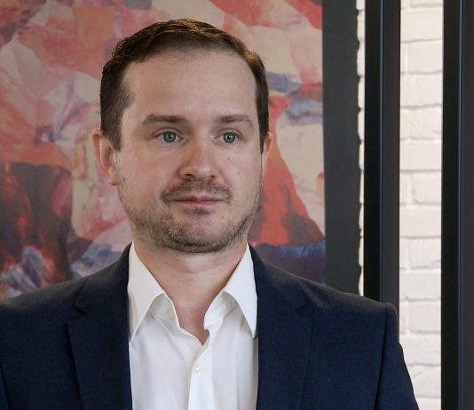 Polacy szykują się na święta inne niż zwykle. Ograniczenie spotkań rodzinnych może pogłębić stres i depresję