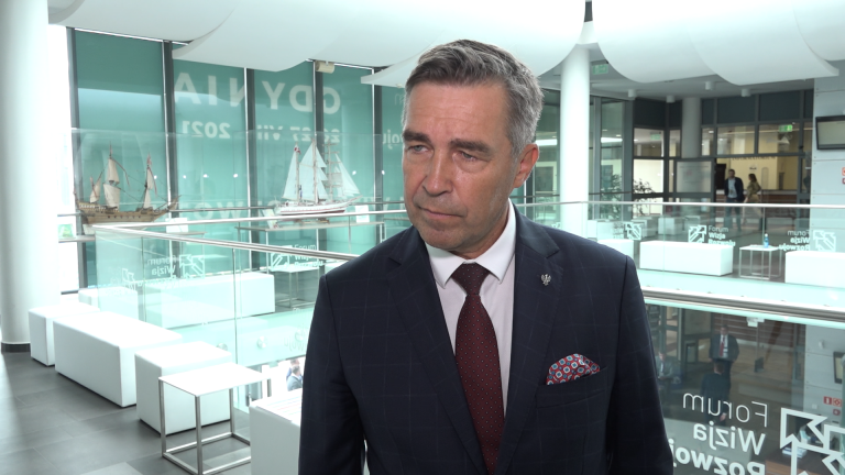 Min. aktywów państwowych: Aby doprowadzić do budowy farm wiatrowych na Bałtyku, wciąż potrzeba kilkudziesięciu różnych zezwoleń. Analizujemy możliwości uproszczeń
