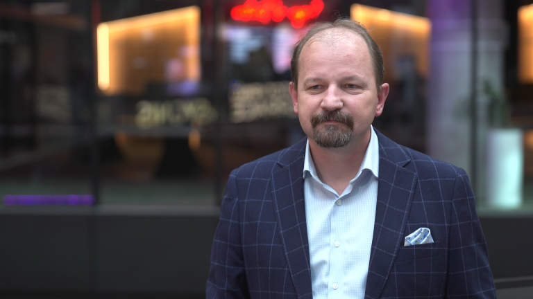 Z powodu szybko rosnących cen Polacy zmieniają swoje przyzwyczajenia zakupowe. Co piąty rezygnuje z produktów premium