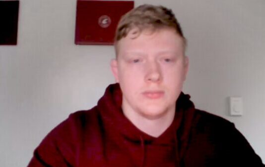 Mikroroboty stają się coraz doskonalsze. Biomimetyczne urządzenia mogą w przyszłości zastąpić owady zapylające