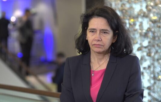 Miliardowe wydatki operatorów na infrastrukturę telekomunikacyjną. Barierą inwestycyjną wciąż pozostają formalności