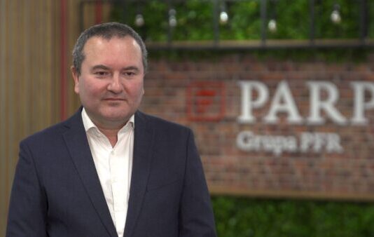 Polscy mali i średni przedsiębiorcy wciąż ostrożnie podchodzą do ekspansji zagranicznej. Potrzebują więcej wsparcia finansowego i doradczego