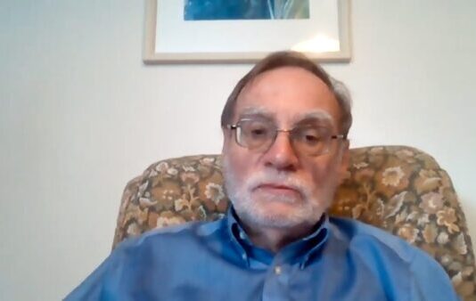 Nawyki żywieniowe z dzieciństwa przekładają się na ryzyko otyłości w dorosłym życiu. Naukowcy zbadali wpływ podawanych dzieciom napojów