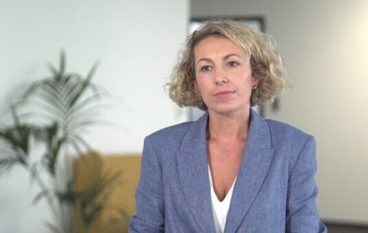 ePłatności z wykorzystaniem portfeli cyfrowych będą już wkrótce dostępne w mObywatelu. Do pilotażu usługi dołączy więcej urzędów