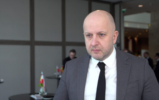 Są już pierwsze propozycje deregulacji przepisów dla biznesu. Ten proces może pobudzić inwestycje i zwiększyć konkurencyjność Polski